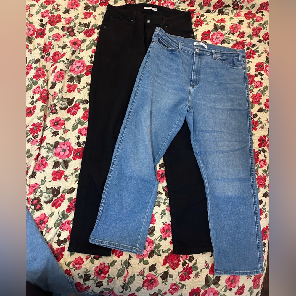 6 Pairs of Name brand jeans!! Democracy, Levi’s, etc. all size 16, some NWT - Picture 6 of 11